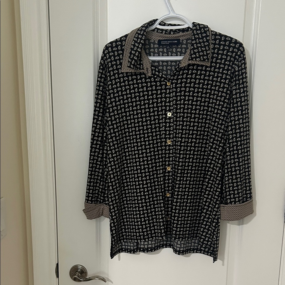 Jones New York Black and Cream Paisley Shirt